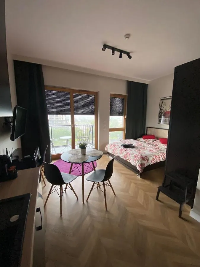 Apartament Nadmotlawie Estate Black contacts